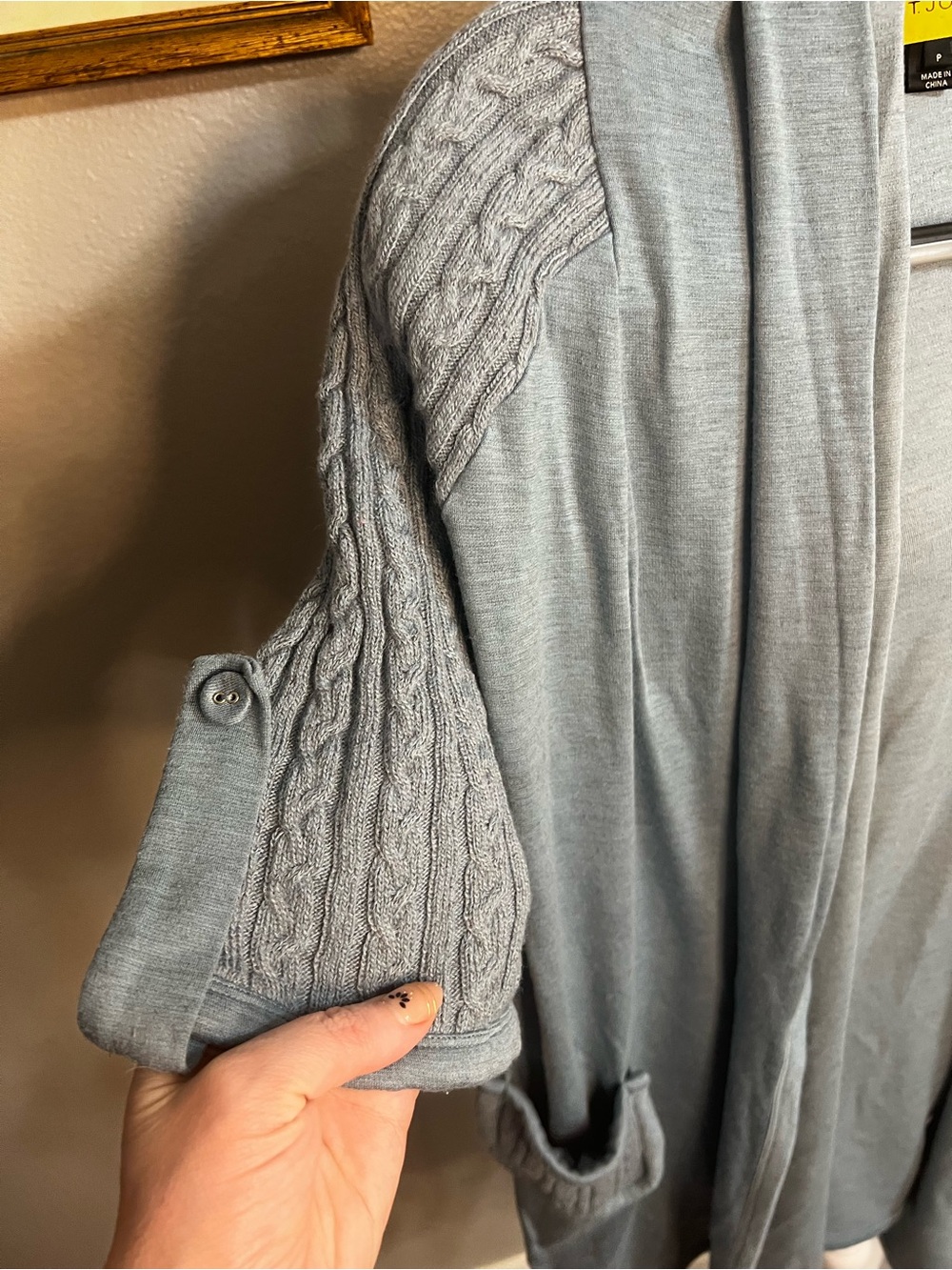 St. John Blue Open Cardigan Sweater
Small Medium P 3/4 Sleeve - Picture 10 of 14